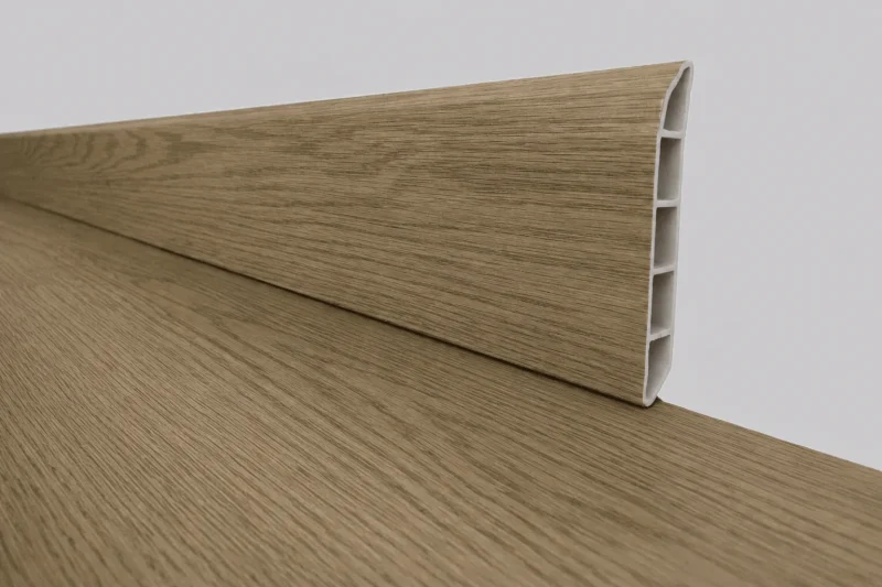 Zoclo Vinílico SPC Madera Sable Marrón 6×240